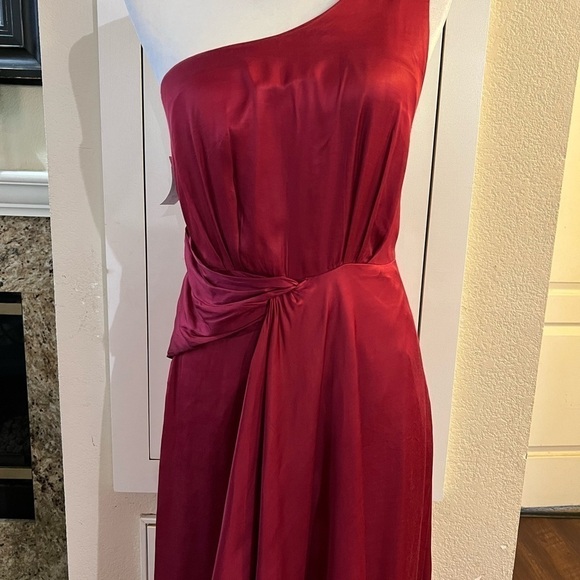 Ritu Kumar Label Wine One-Shoulder Dress - Picture 9 of 13